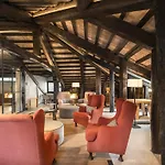 Palazzo Dell'albero D'oro شقة *