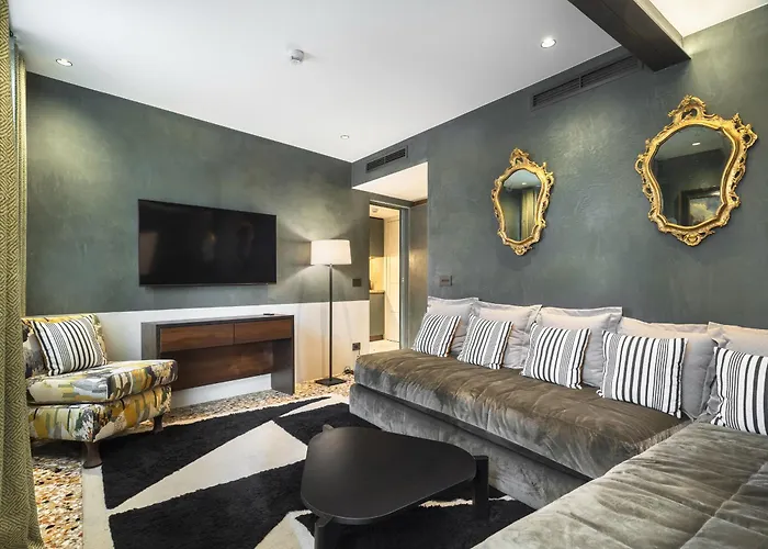 Palazzo Dell'albero D'oro Appartement
