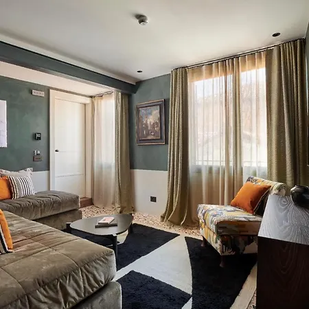 Apartament Palazzo Dell'albero D'oro *