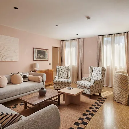 Palazzo Dell'albero D'oro Venice
