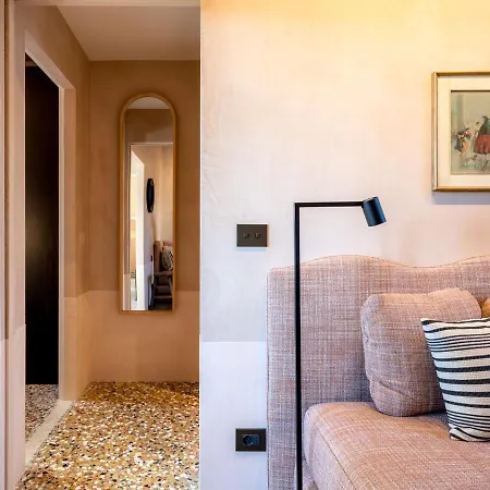 Apartment Palazzo Dell'albero D'oro *