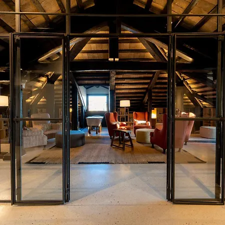 Apartmán Palazzo Dell'albero D'oro *