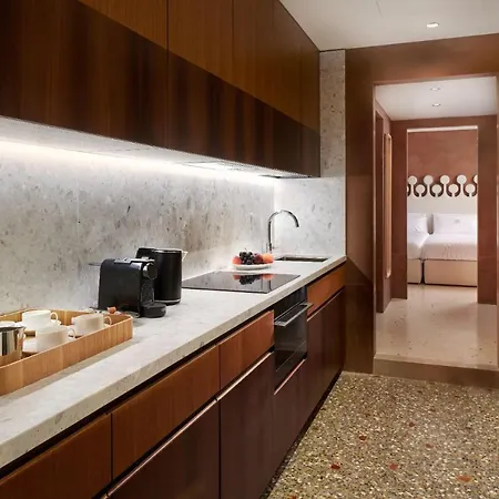 Palazzo Dell'albero D'oro * Velence